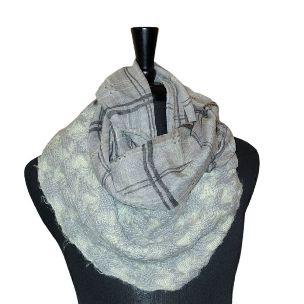 Anthropologie Grey Gray Taupe Neutral Plaid Infinity scarf